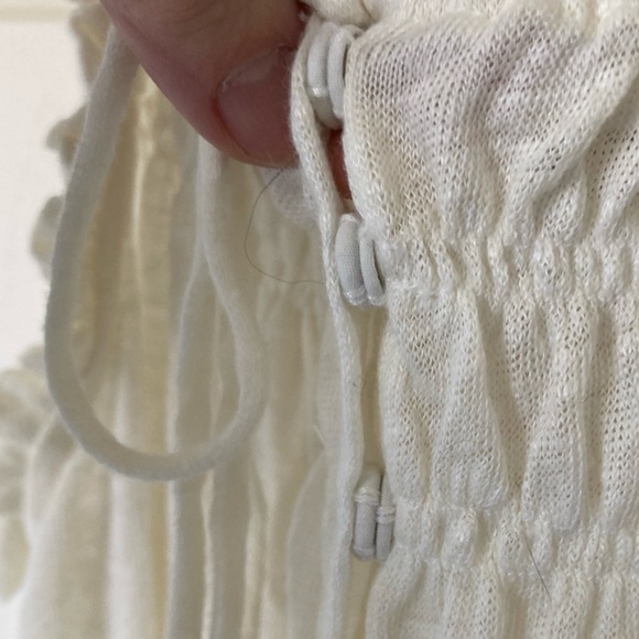 Anthropologie tank with A-shape and embroidery straps - Picture 8 of 8